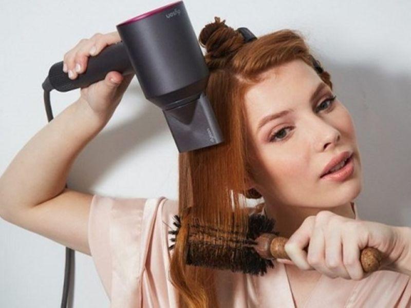Cách duỗi tóc phồng tự nhiên