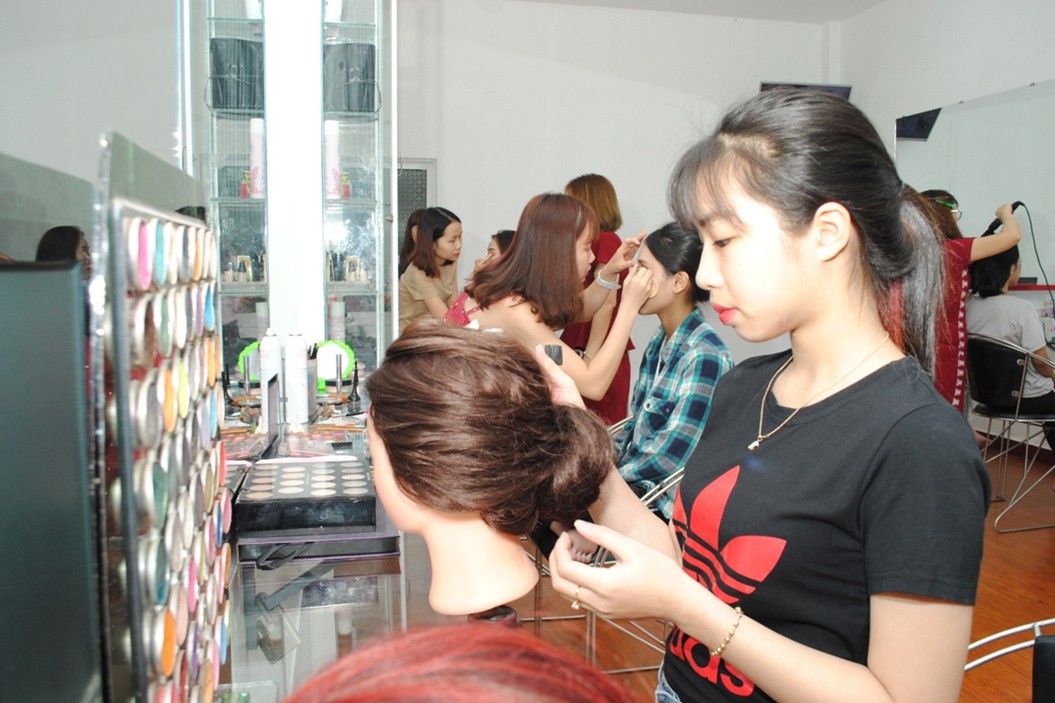 Khóa Học Nối Tóc Chuyên Nghiệp Tại Hải Phòng