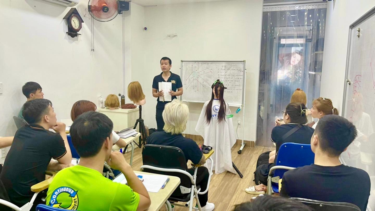 học phục hồi tóc hư tổn tại Hải Phòng
