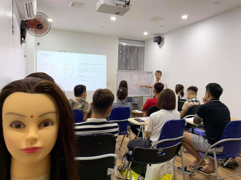 Học viện tóc LEVY là địa chỉ hàng đầu tại Hải Phòng dành cho những ai muốn học cắt tóc nam chuyên nghiệp