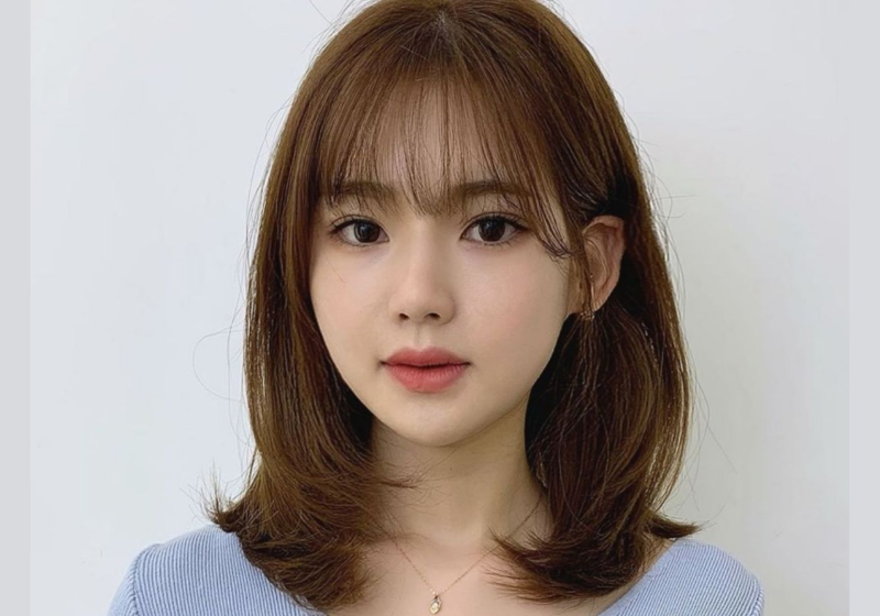 tóc uốn cụp đuôi